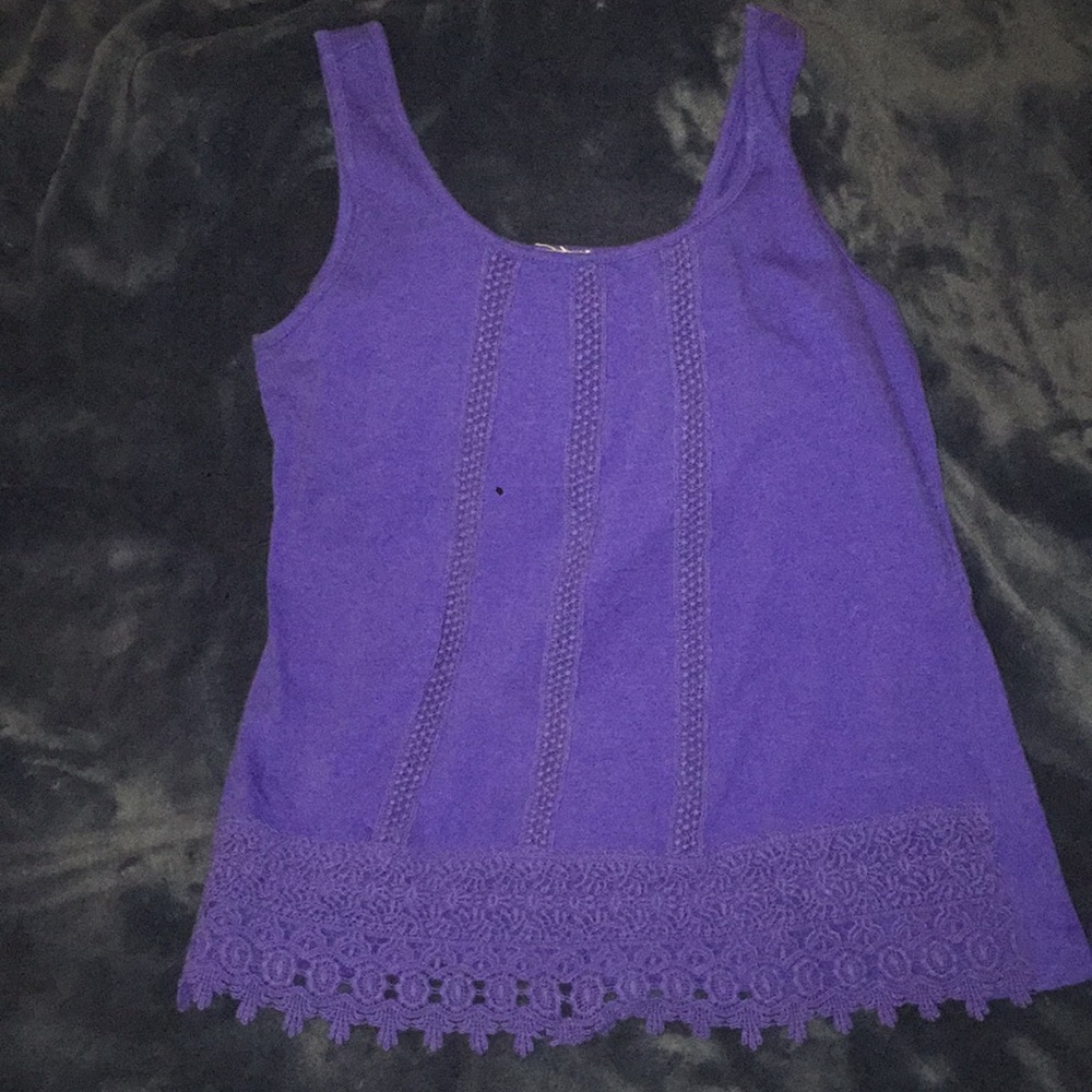 Royal blue detailed tank top. Sz M